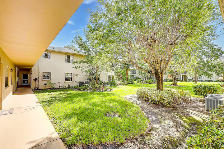 Property Photo: 33 Lake Vista Trail 206 FL 34952