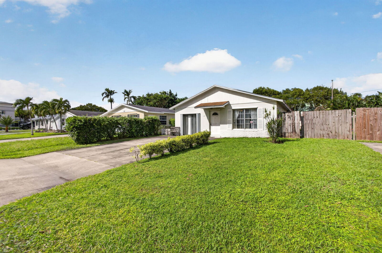 Property Photo: 1225 Cherokee Street FL 33458