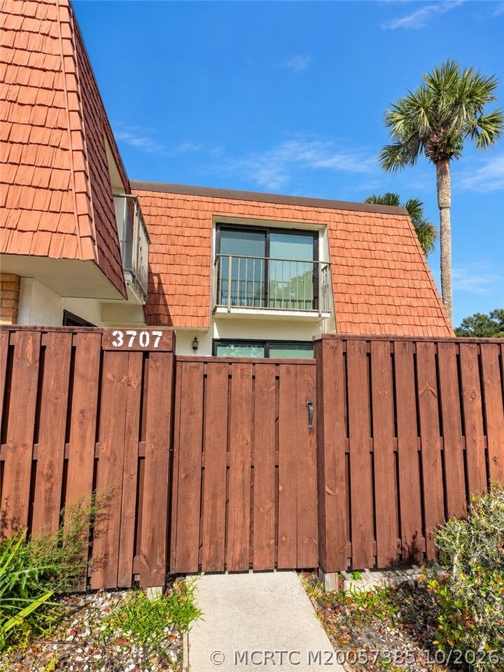 Property Photo:  3707 SW Sunset Trace Circle  FL 34990 