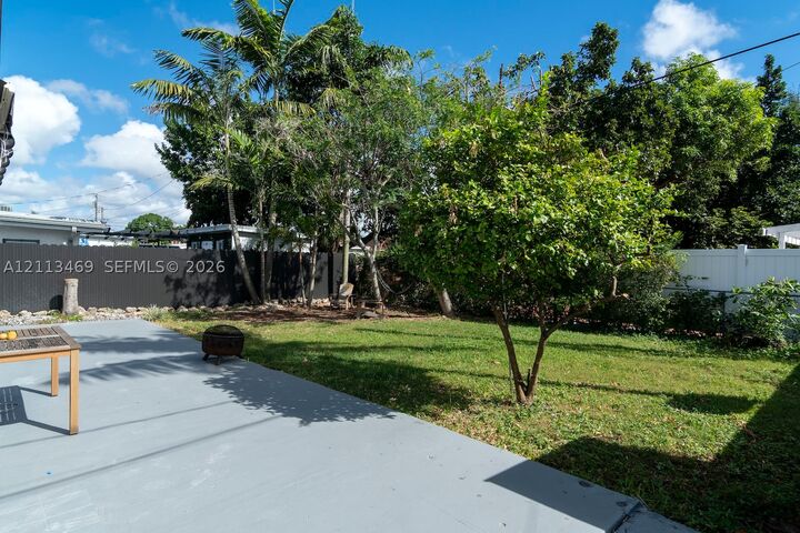 Property Photo:  2729 SW 67th Ave  FL 33155 