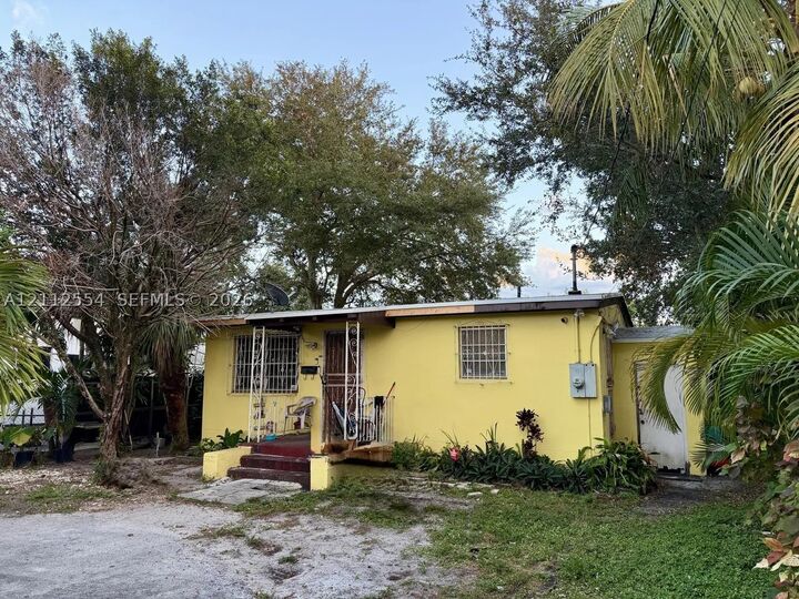 Property Photo: 2250 NW 86th St FL 33147