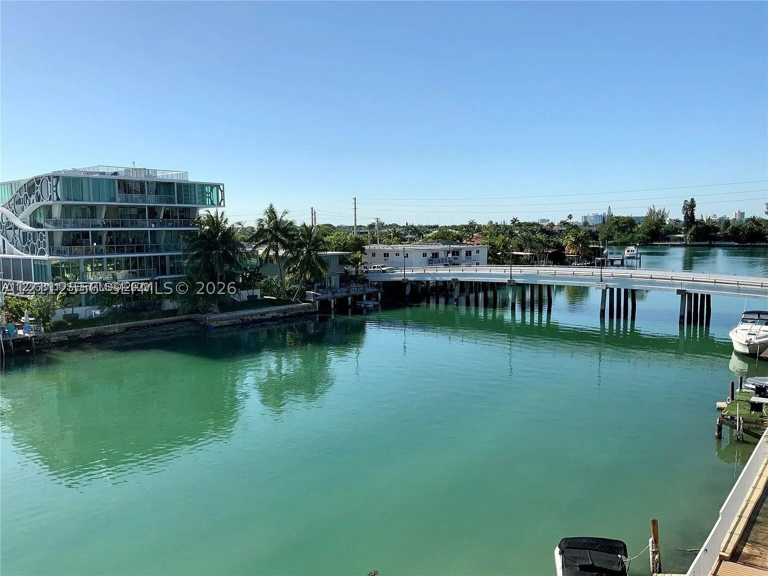 Property Photo:  8400 Byron Ave 4E  FL 33141 