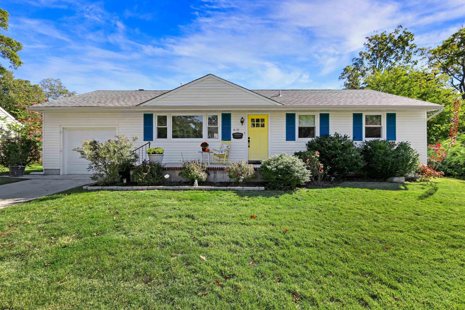 Property Photo: 610 Yarmouth Ave NJ 08201