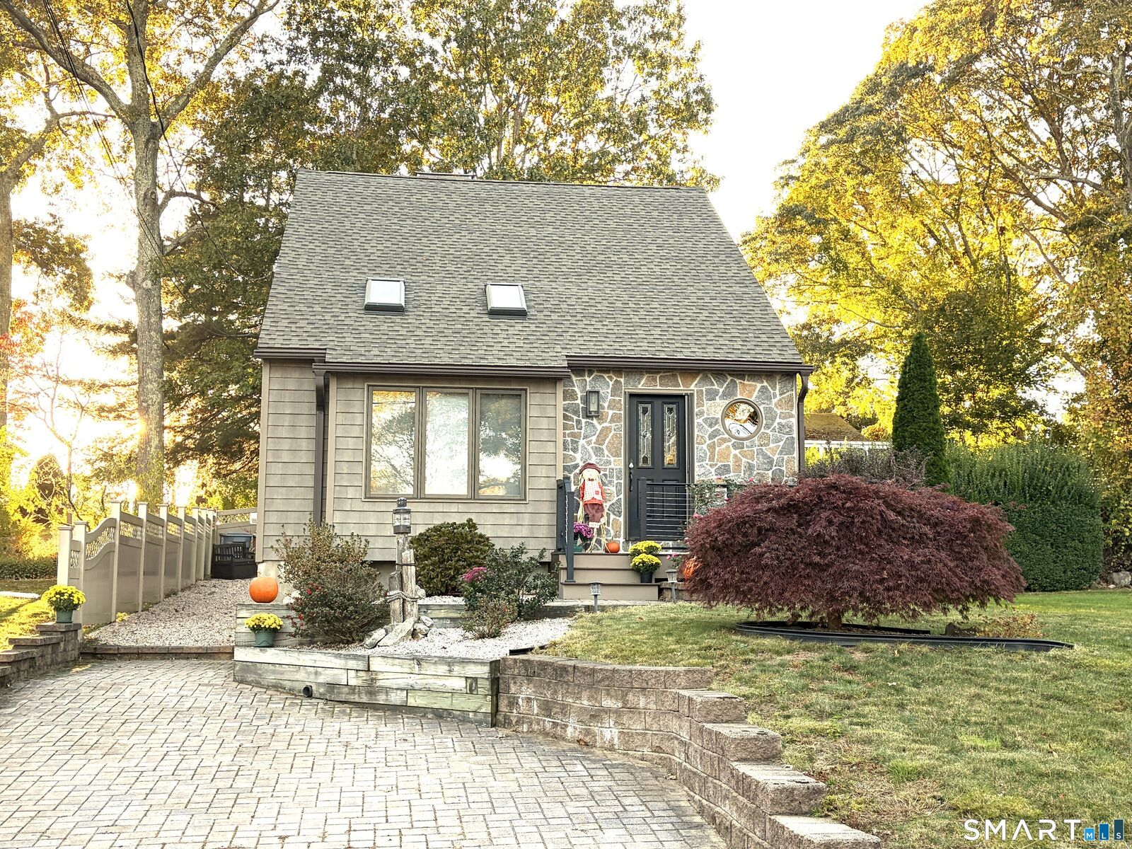 Property Photo:  32 South Edgewood Road  CT 06357 