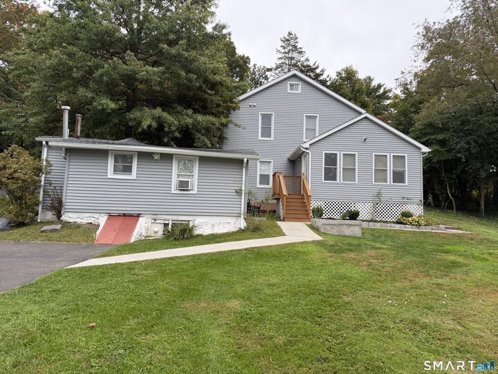 Property Photo:  465 James Farm Road  CT 06614 