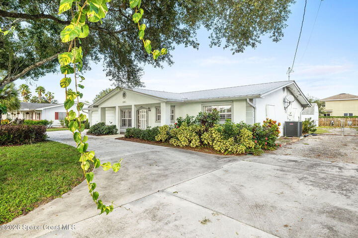 Property Photo:  3324 Sunrise Boulevard  FL 34982 