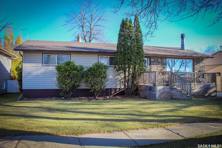 Property Photo: 304 Bemford Street SK S0E 1A0