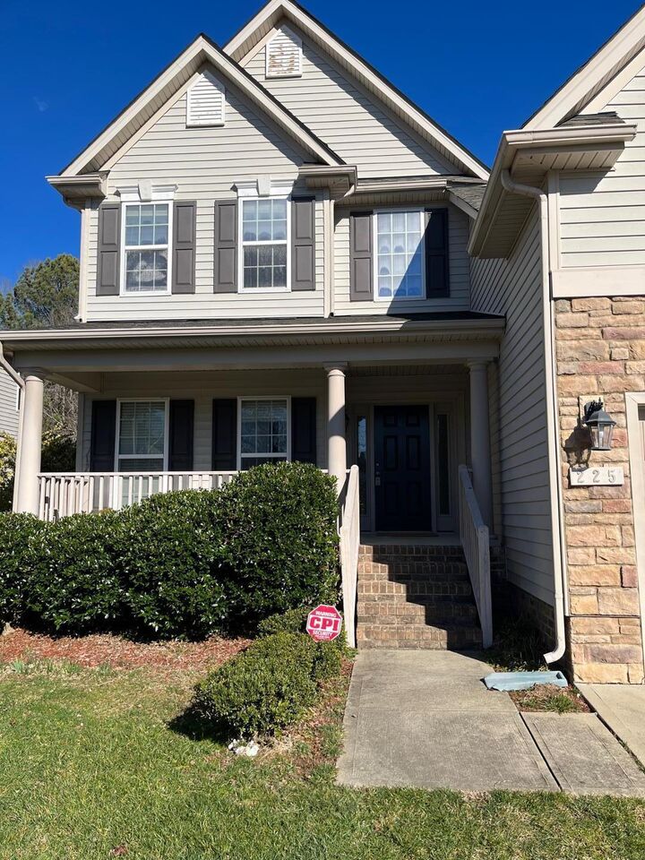 Property Photo:  225 Mabley Place  NC 27519 