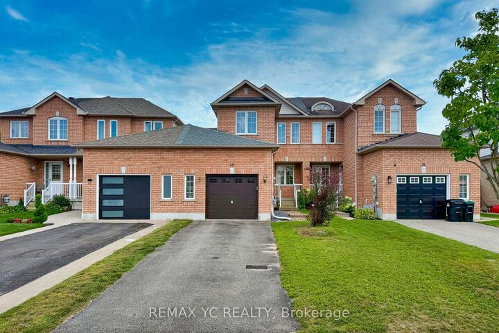 Property Photo: 18 Coleman Drive ON L4N 0R4