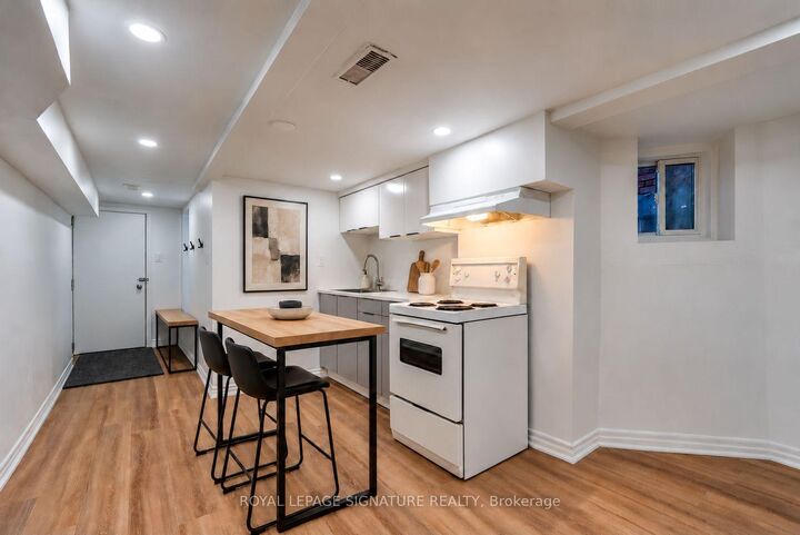 Property Photo:  1043 Ossington Avenue Lower  ON M6G 3V9 