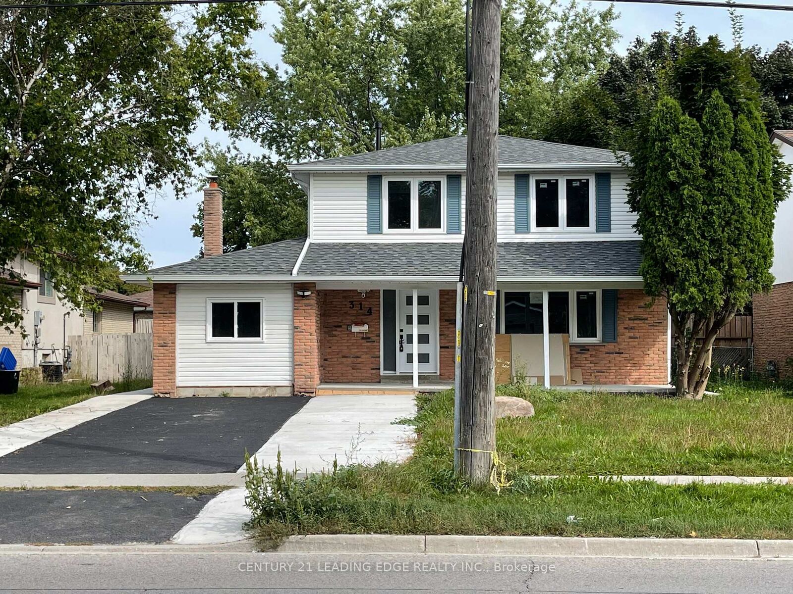 Property Photo:  314 Grove Street E Lower  ON L4M 5J3 