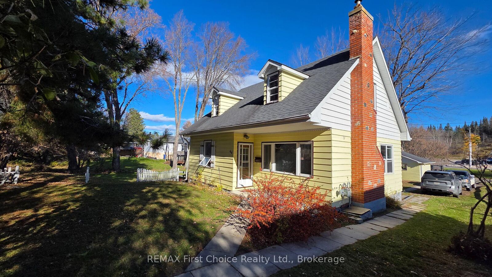 Property Photo: 345 8th Ave Avenue S ON P9N 2H5