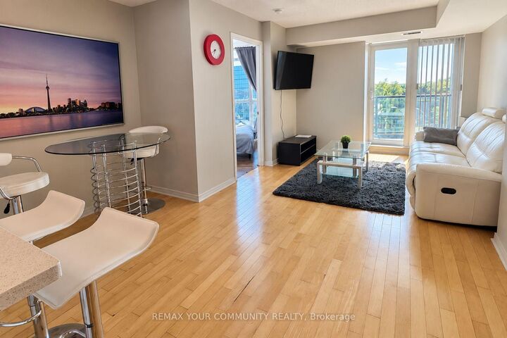 Property Photo: 28 Harrison Garden Boulevard 706 ON M2N 7B5