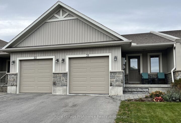 Property Photo:  31 Chinook Street  ON K8P 0C6 