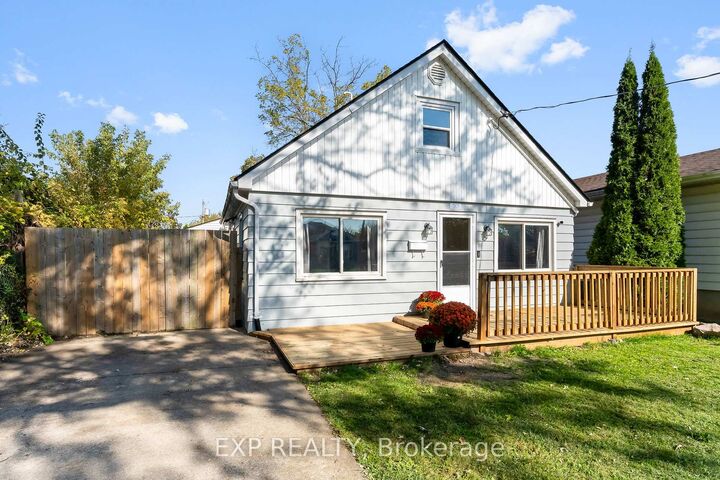 Property Photo:  20 Kirk Street  ON L2S 1B7 