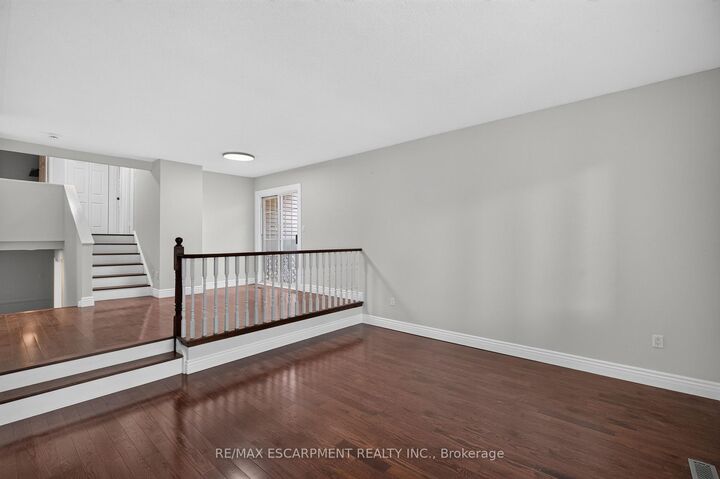 Property Photo:  3401 Rockwood Drive  ON L7N 3H6 