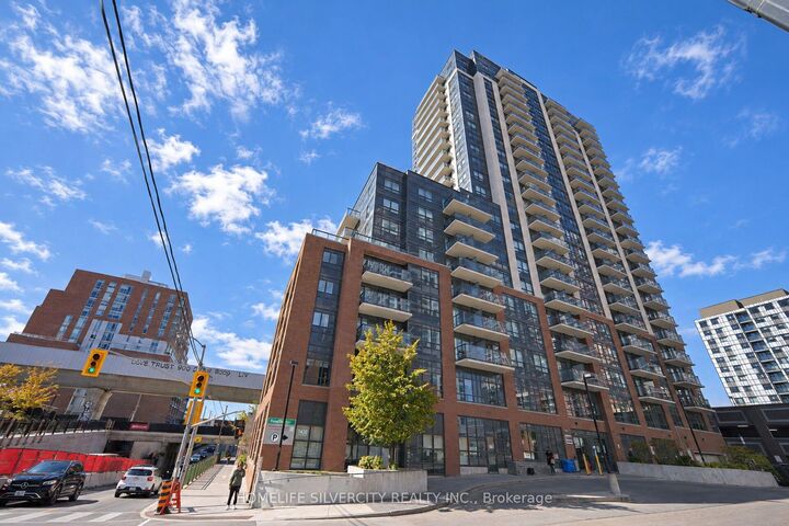 Property Photo: 1420 Dupont Street 1405 ON M6H 0C2