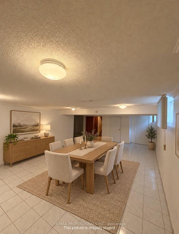 Property Photo:  78 Roxaline Street  ON M9P 2Z2 