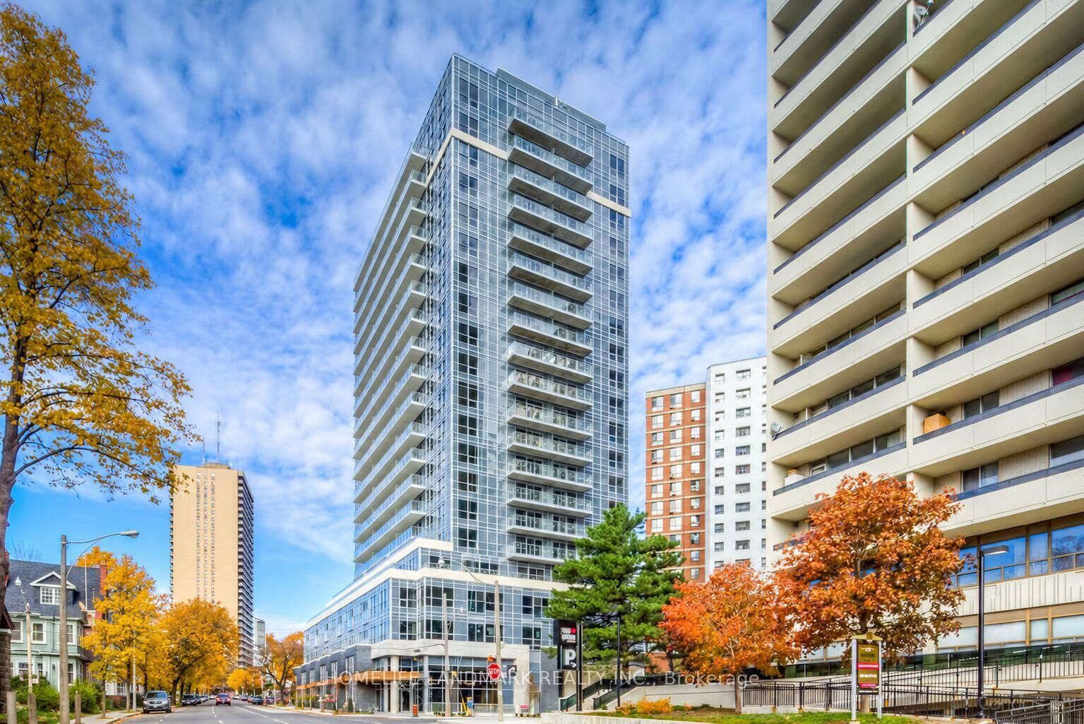 Property Photo: 58 Orchard View Boulevard 209 ON M4R 1B9