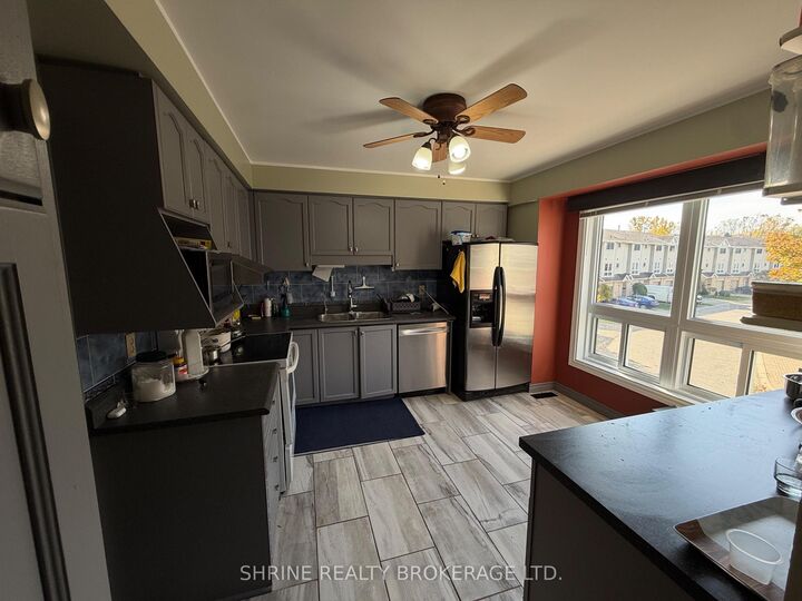 Property Photo:  536 Third Street 27  ON N5V 4R5 
