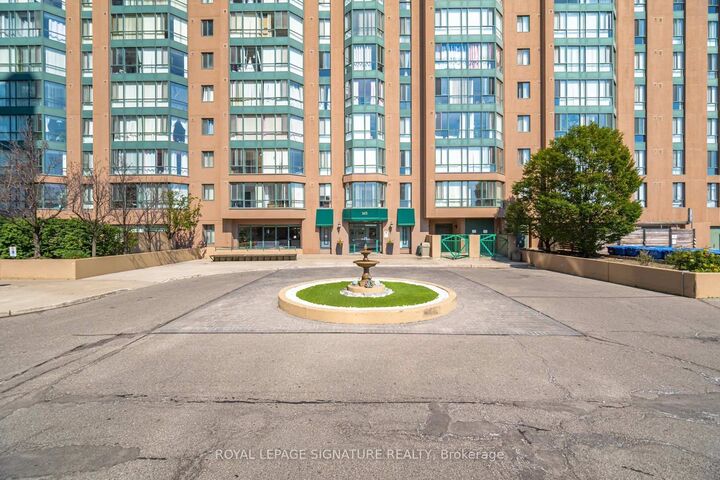 Property Photo: 145 Hillcrest Avenue 1608 ON L5B 3Z1