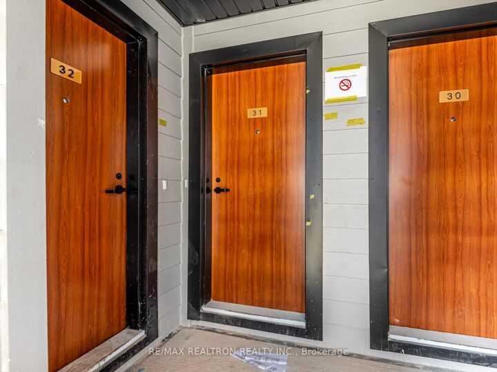 Property Photo:  117 Marydale Avenue 31  ON L3S 0E3 
