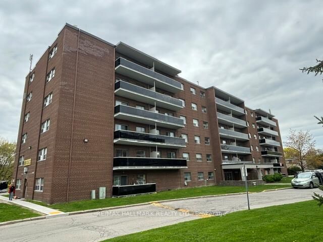 Property Photo:  515 North Service Road 2-109  ON L5A 1B3 