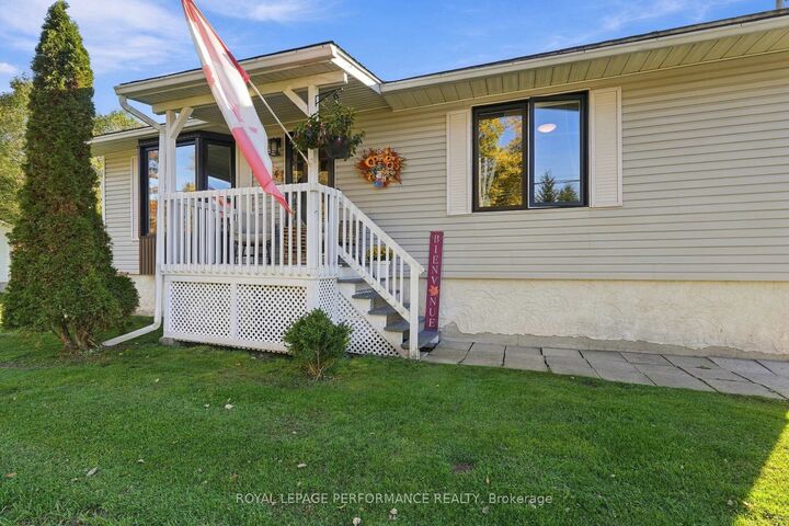 Property Photo:  1394 Sandy Hill Road  ON K6A 2R2 