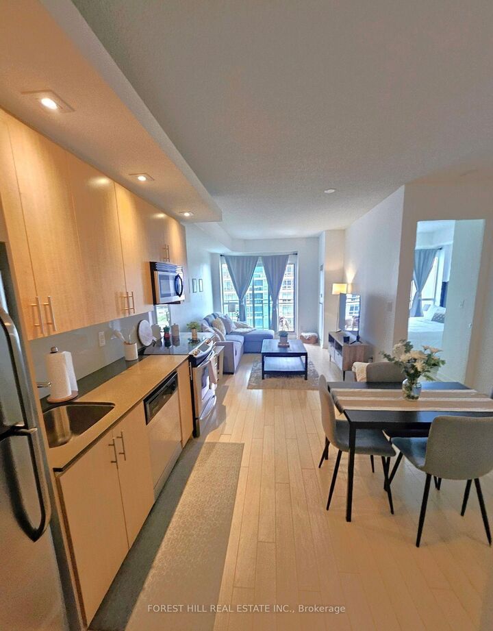 Property Photo:  165 Legion Road N 1334  ON M8Y 0B3 