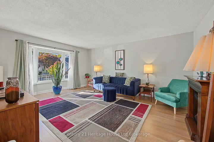 Property Photo:  16 Sinclair Drive  ON N4G 5L7 