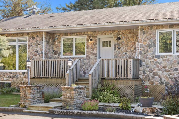 Property Photo: 2187 Des Pins Street ON K0A 2M0
