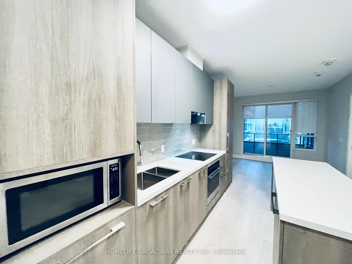Property Photo:  38 Water Walk Drive 927  ON L3R 6M8 