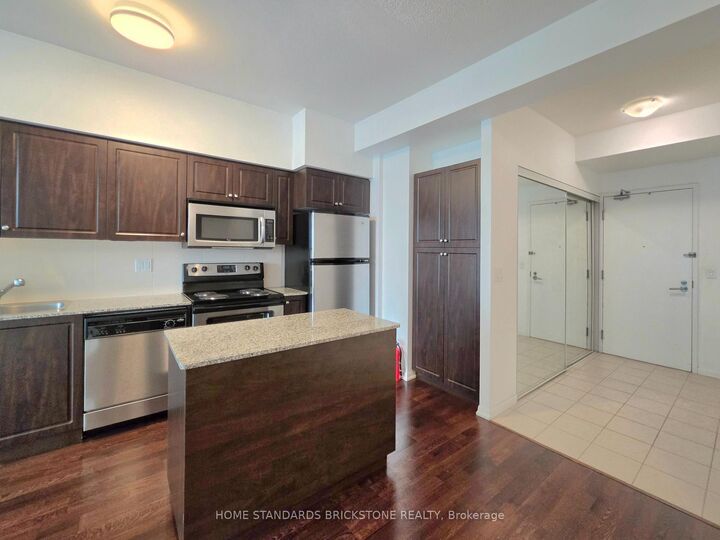Property Photo:  215 Fort York Boulevard 2708  ON M5V 4A2 