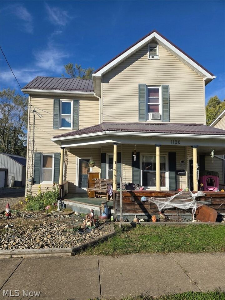 Property Photo:  1120 North Street  OH 43724 
