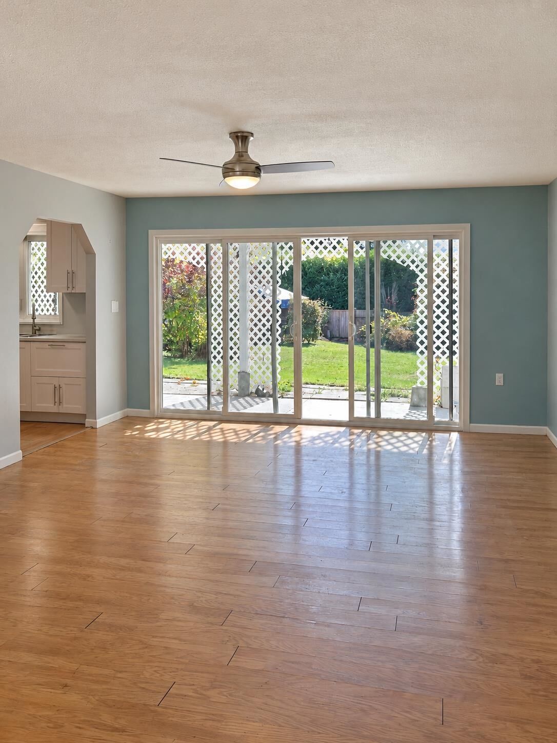 Property Photo:  9890 Lyndhurst Street  BC V3J 1G1 