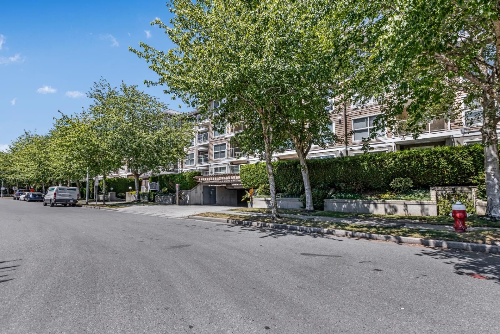 Property Photo:  5880 Dover Crescent 427  BC V7C 5P5 