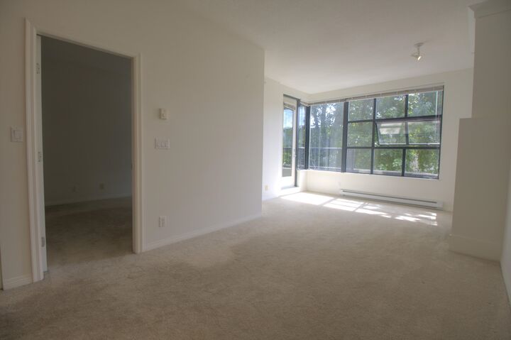 Property Photo:  2268 Redbud Lane 307  BC V6K 4S6 