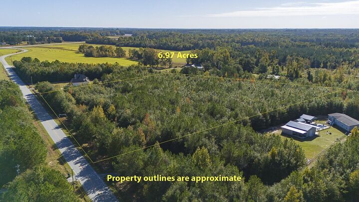 Property Photo: 0 W Sellers Road SC 29571