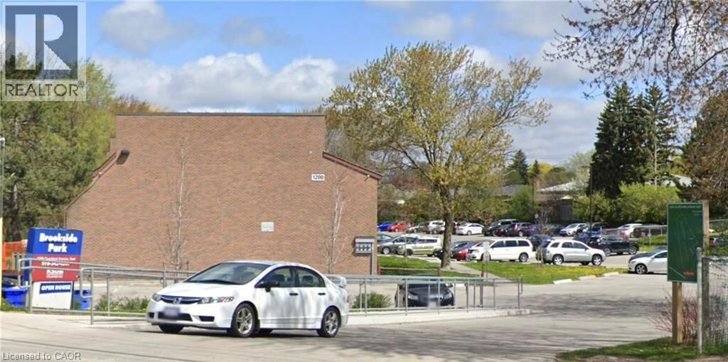 Property Photo:  1200 Courtland Avenue 6  ON N2C 1K7 