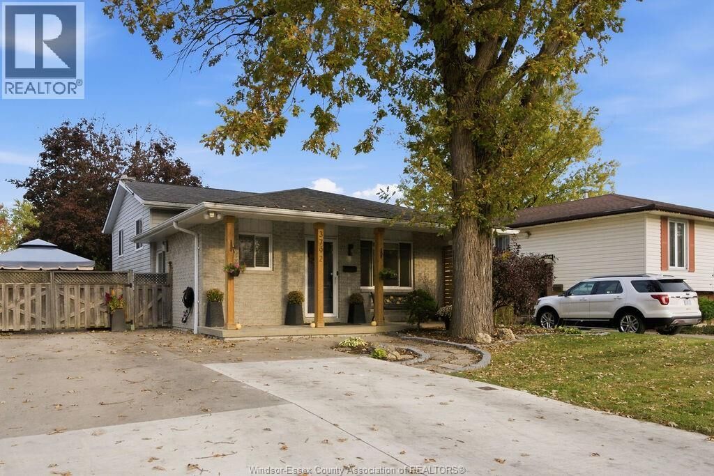 Property Photo:  3792 Byng Road  ON N8W 3J2 