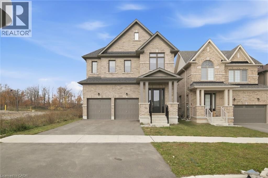 Property Photo:  104 Strickland Avenue  ON N3T 0X9 