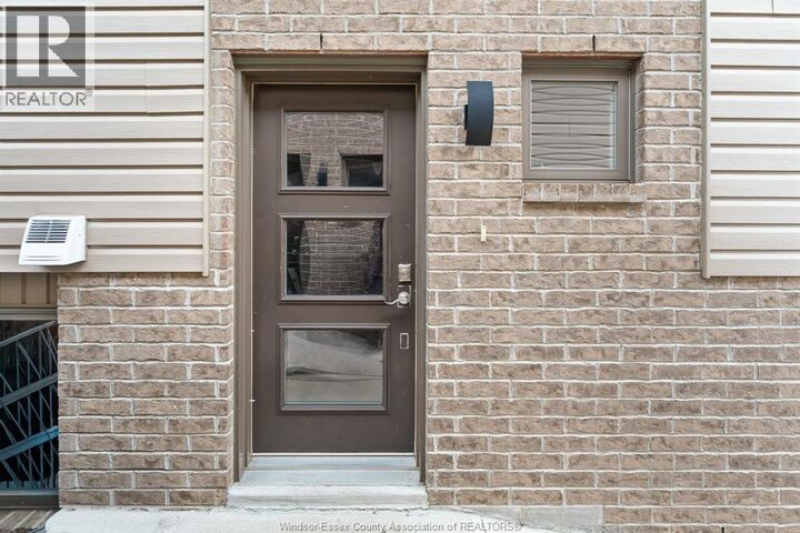 Property Photo:  756 Irvine Avenue A (Upper)  ON N8X 2T2 