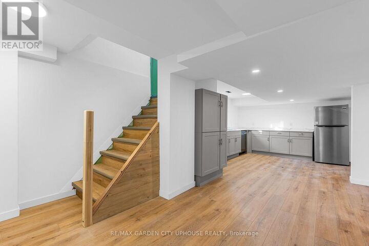 Property Photo:  15 Dexter Drive Basement  ON L3C 4B3 