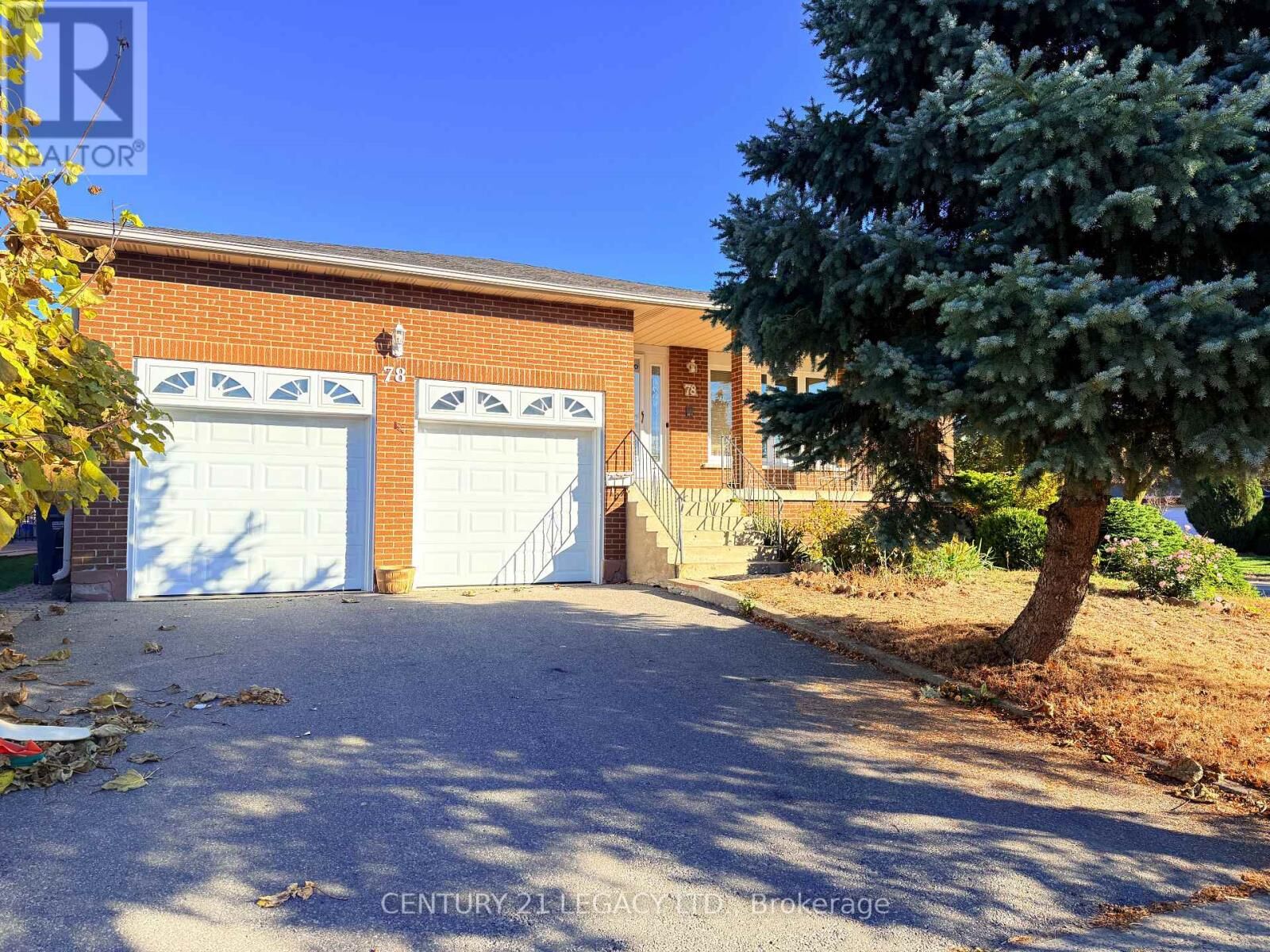 Property Photo: 78 Panorama Crescent (Upper) ON L6S 3T9