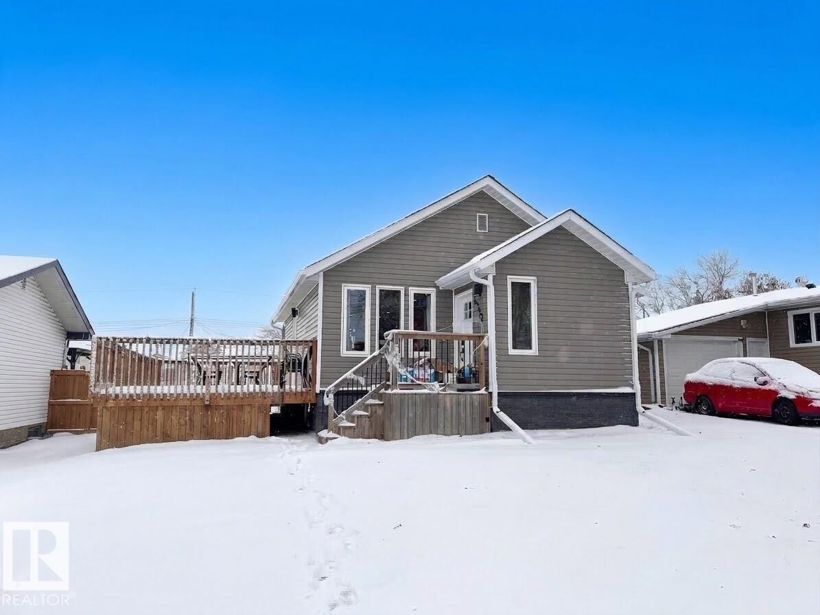 Property Photo:  4733 49 Avenue  AB T0G 1L0 