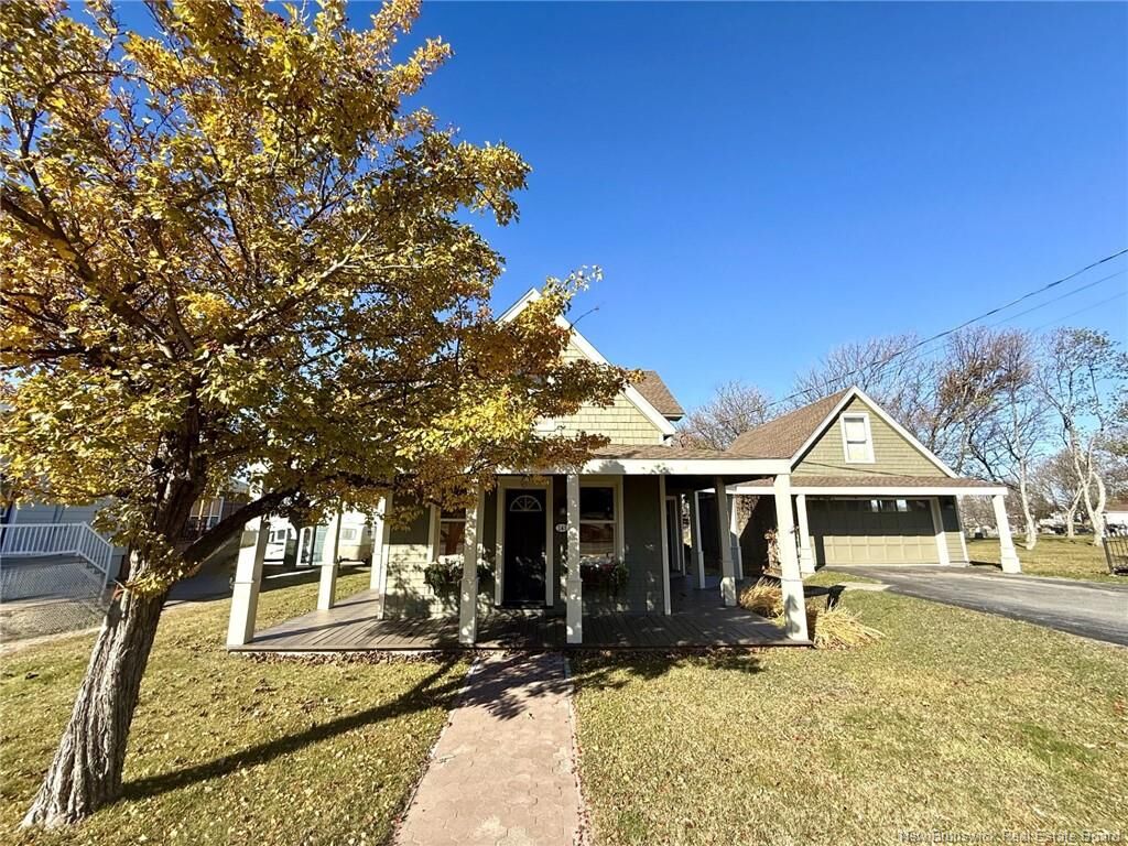 Property Photo:  241 Boul. St-Pierre Ouest  NB E1W 1A4 