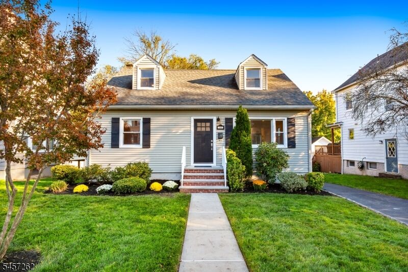 Property Photo:  545 Cumberland St  NJ 07090 