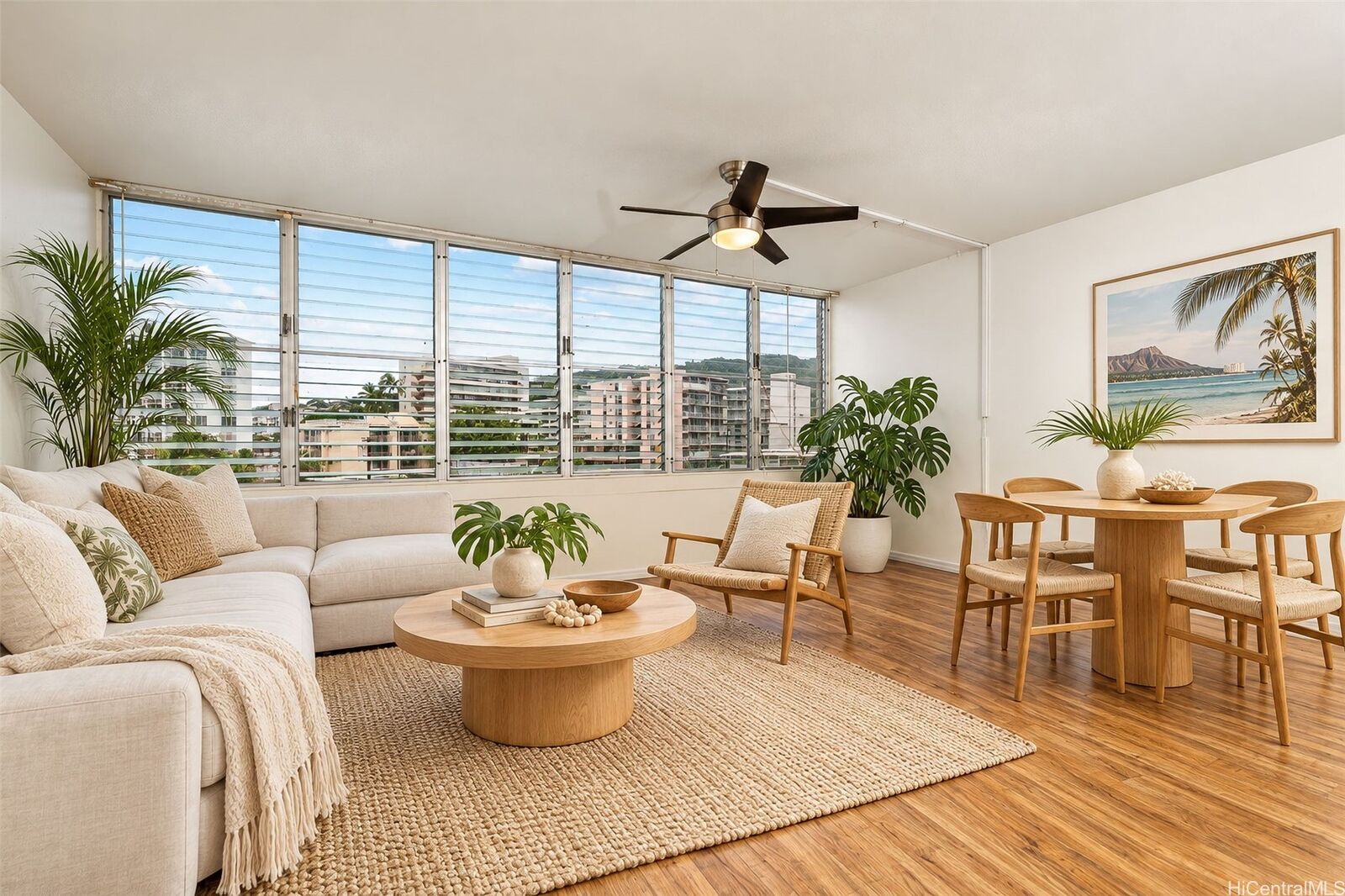 Property Photo:  1550 Wilder Avenue A402  HI 96822 