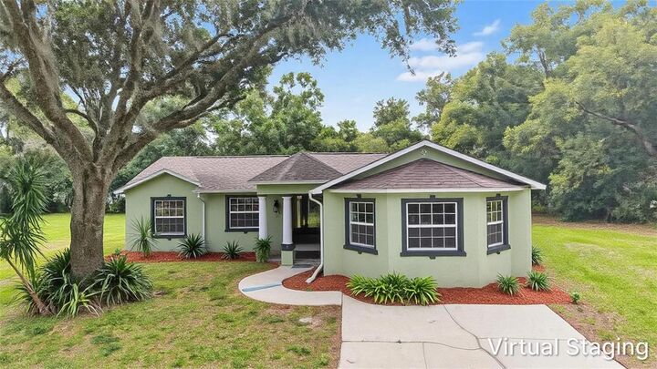 Property Photo: 10922 Tarpon Springs Road FL 33556