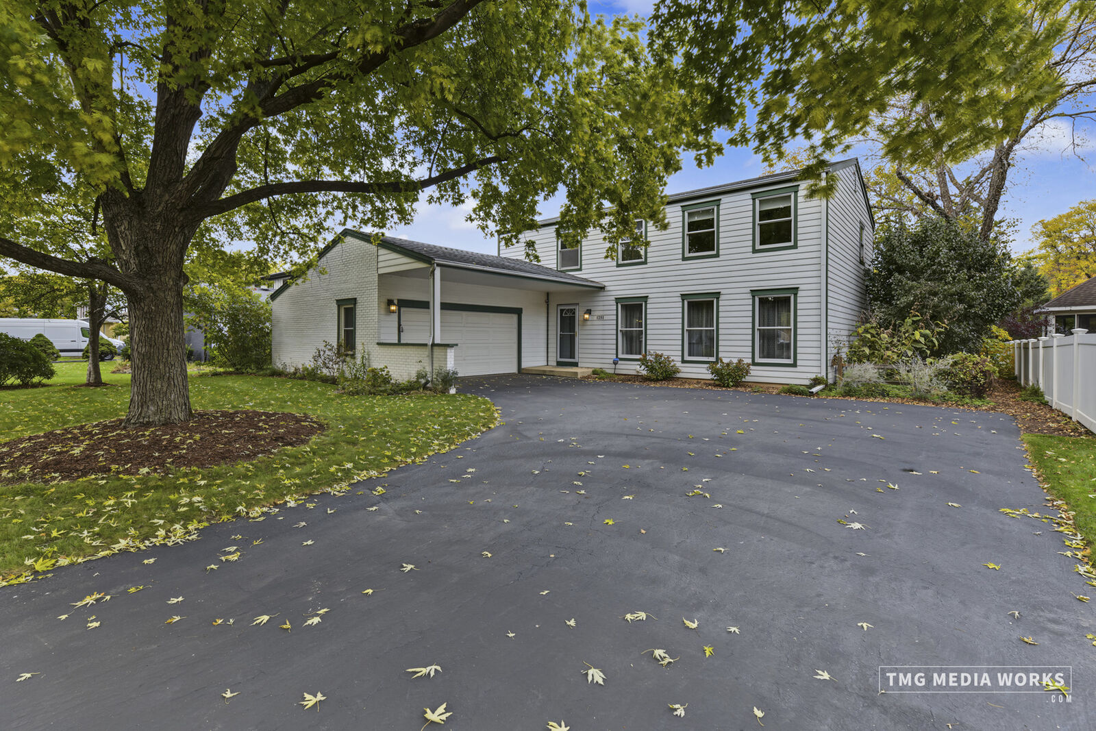 Property Photo:  1251 Cheshire Avenue  IL 60540 